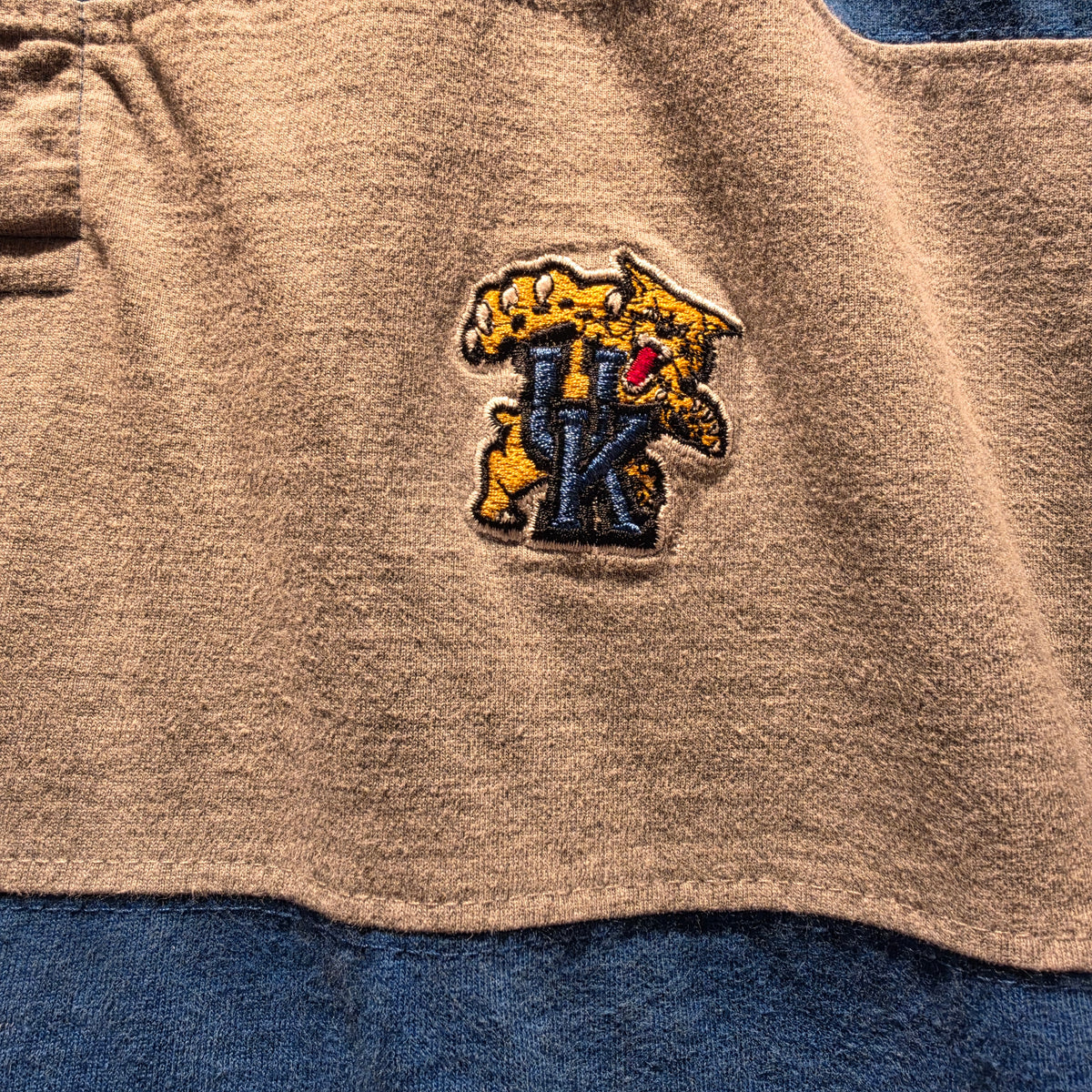 VTG Pro Player Kentucky Wildcats Blue/Gray Striped Polo: 2XL