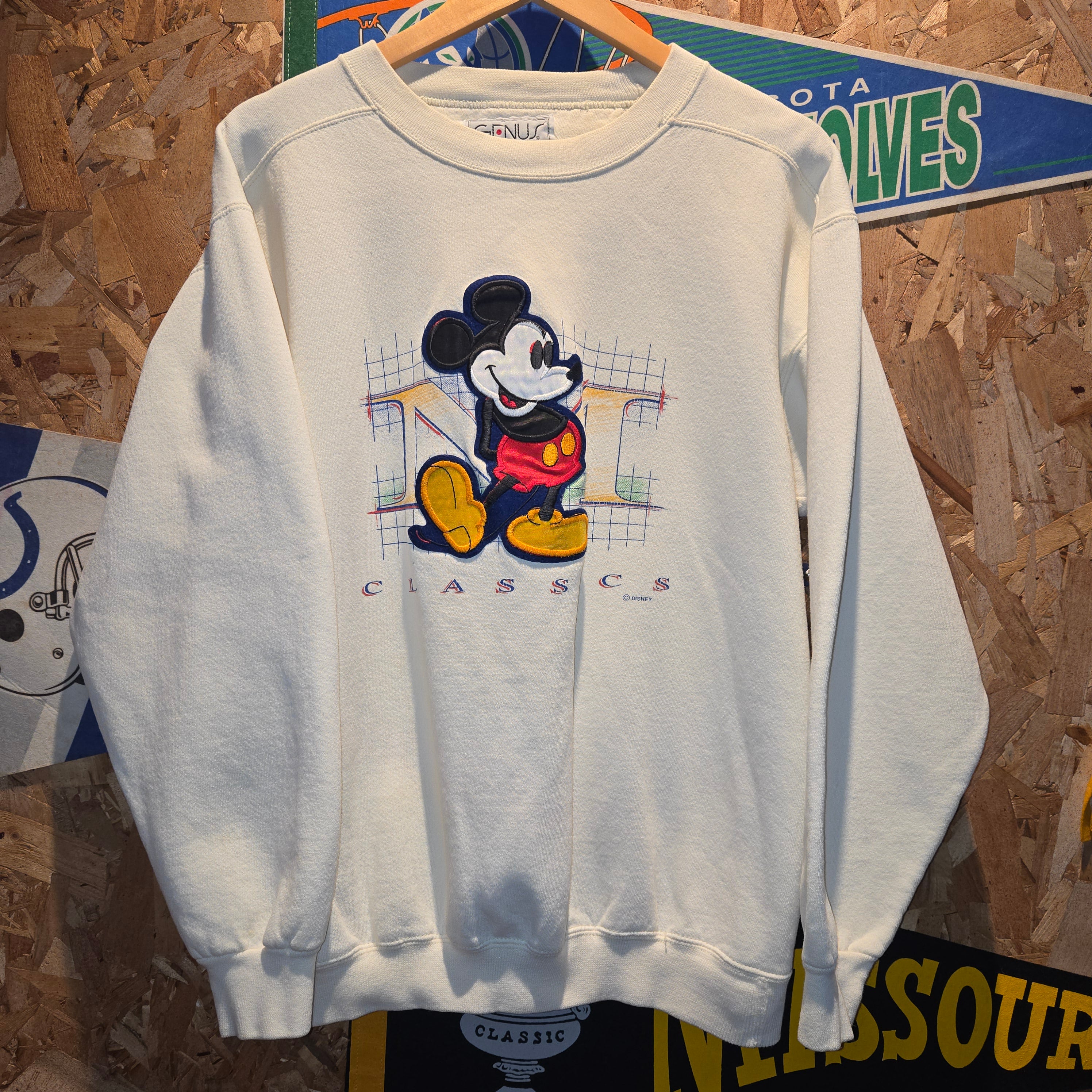 VTG Mickey Mouse Classics Disney White Sweatshirt Embroidered: Medium