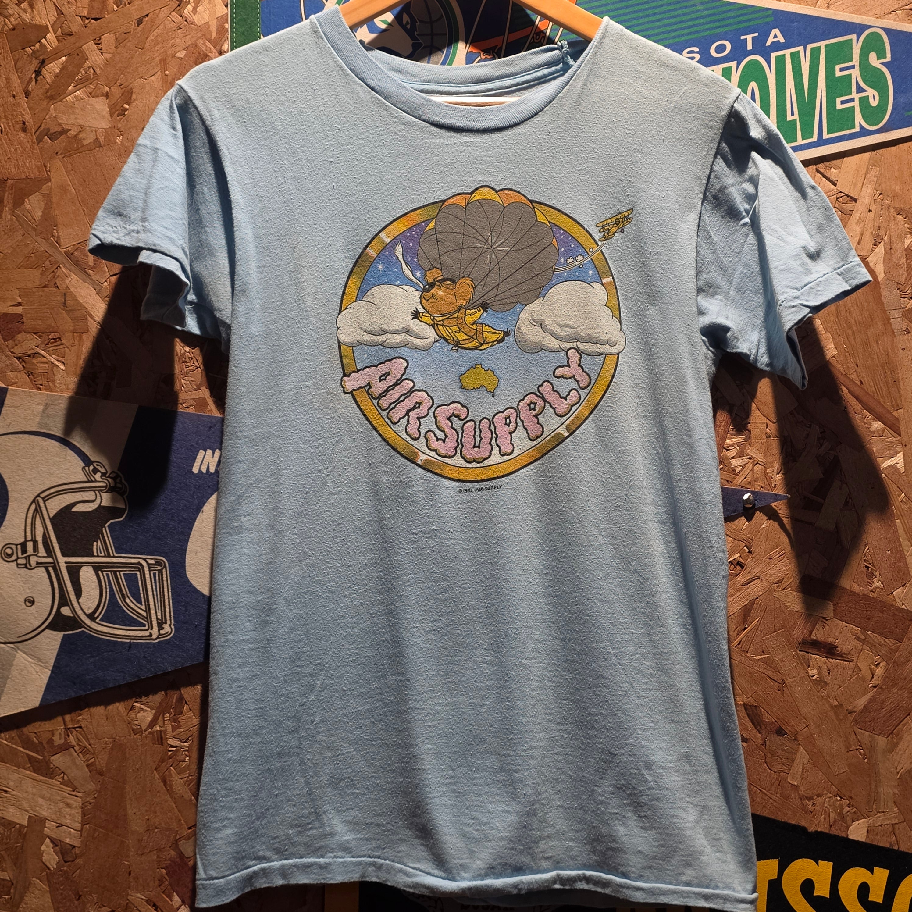 VTG 1982 Air Supply World Tour Graphic T-Shirt: Small