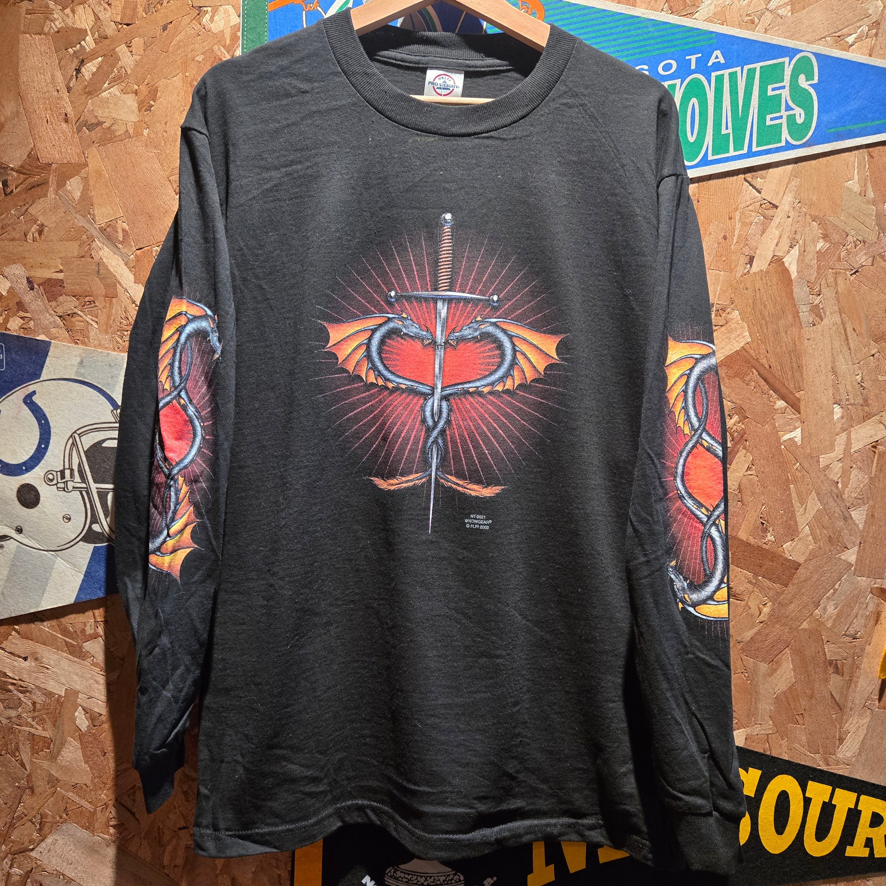 VTG Medieval Dragon And Sword Graphic Long Sleeve T-Shirt: Medium