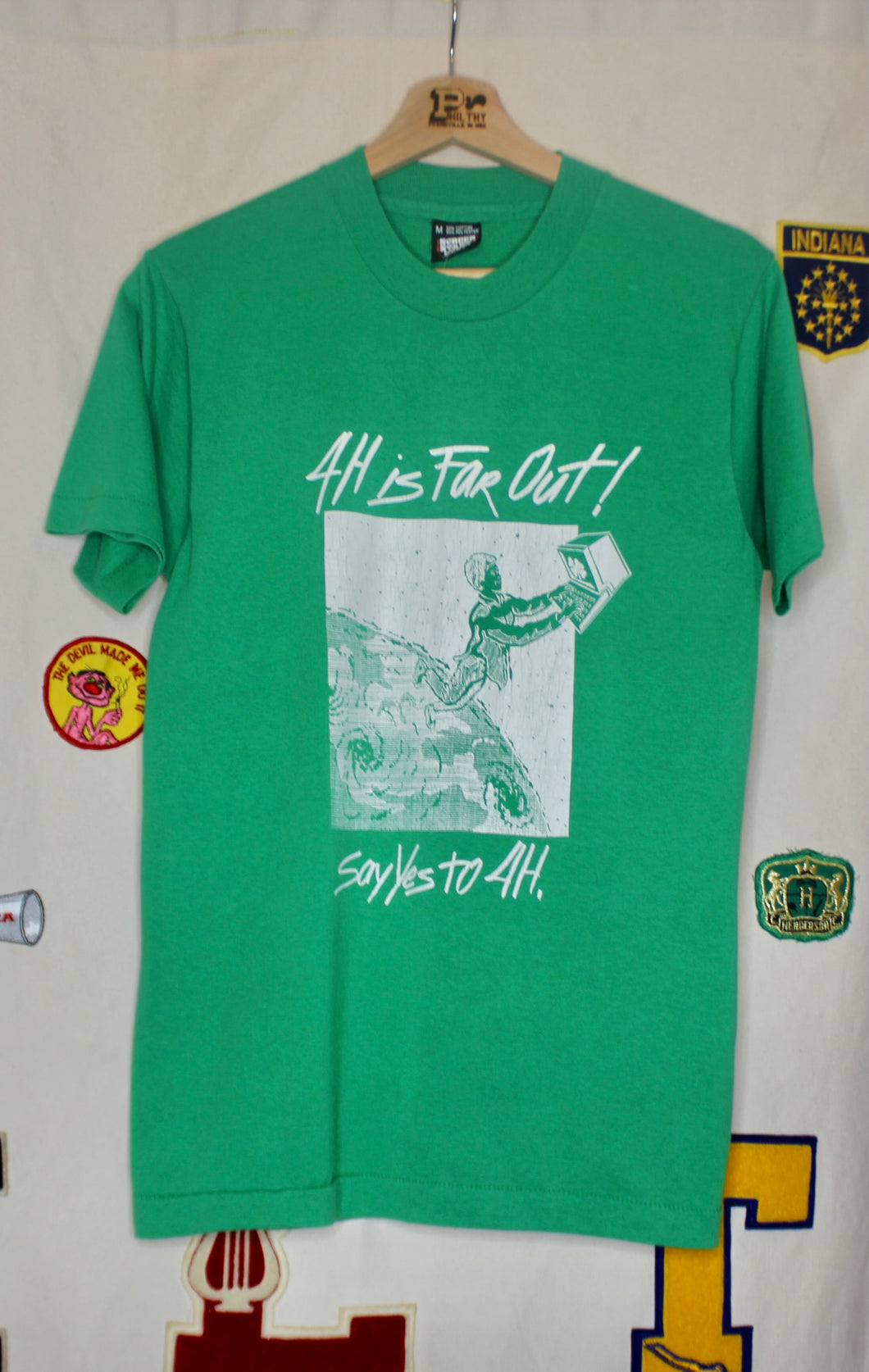 4H is Far Out T-Shirt: M