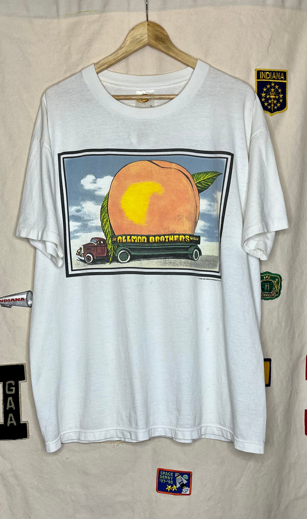1995 Allman Brothers Eat a Peach for Peace T-Shirt: XL