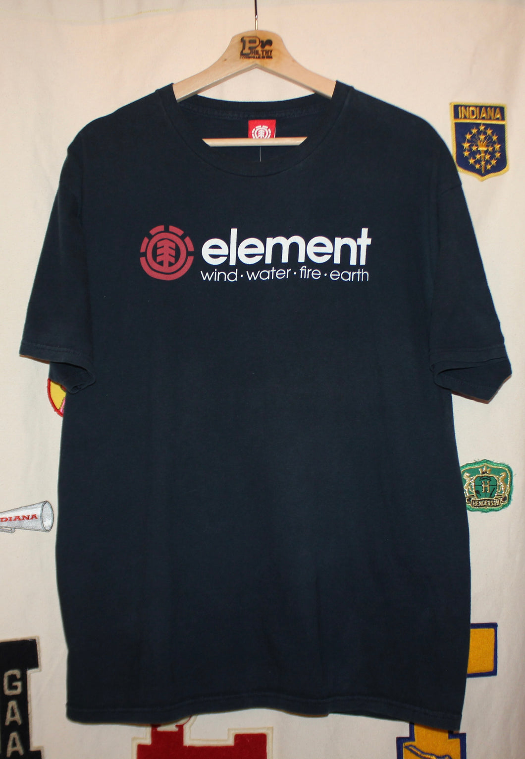 Element Skateboards T-Shirt: L