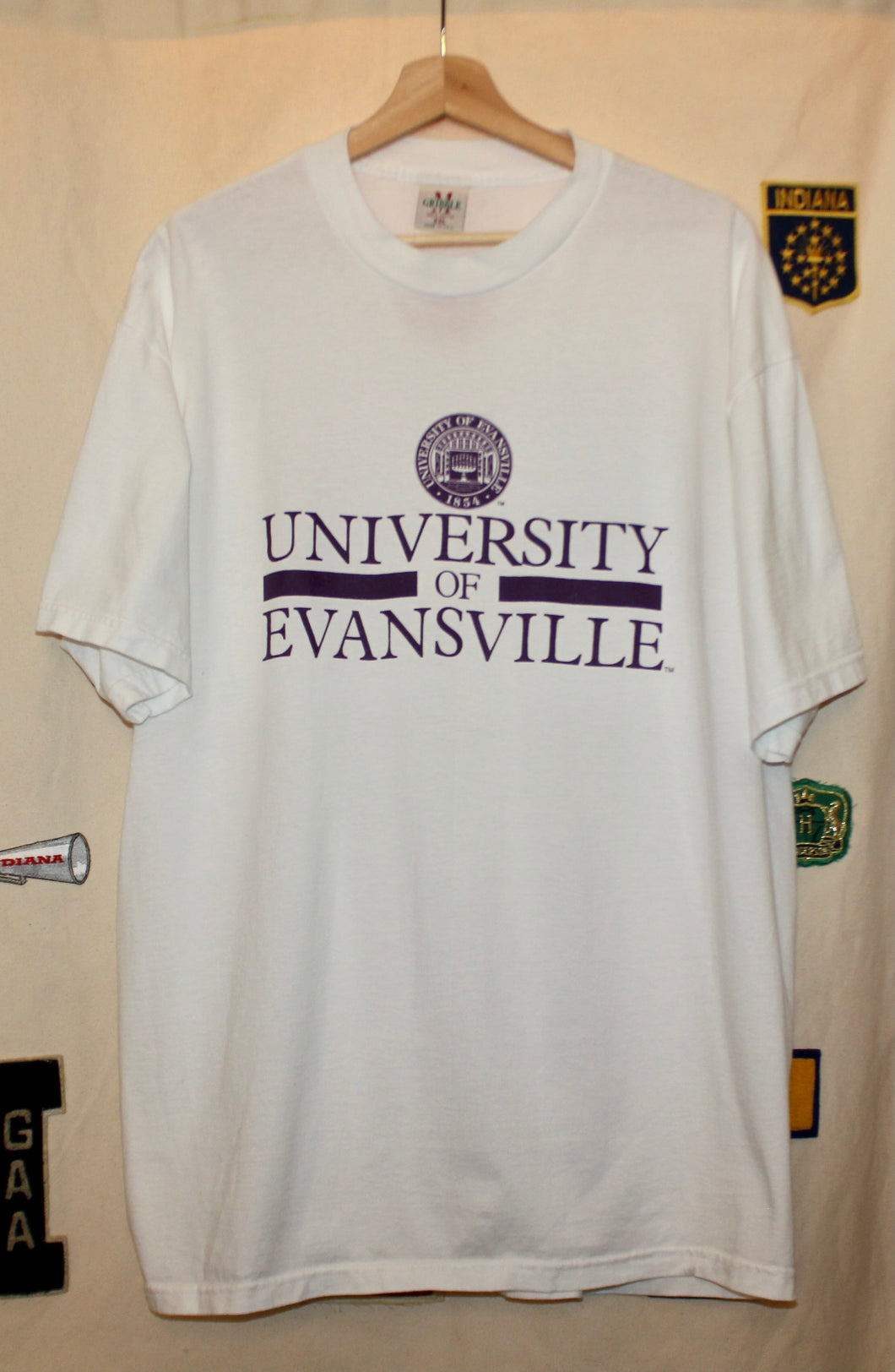 University of Evansville T-Shirt: XXL