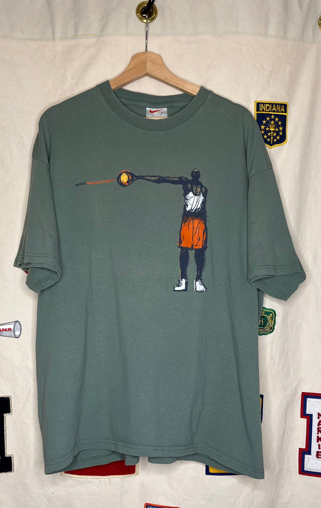 90's Nike Basketball Green T-Shirt: XL