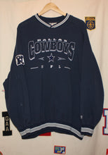 Load image into Gallery viewer, Dallas Cowboys Lee Sport Crewneck: XXL
