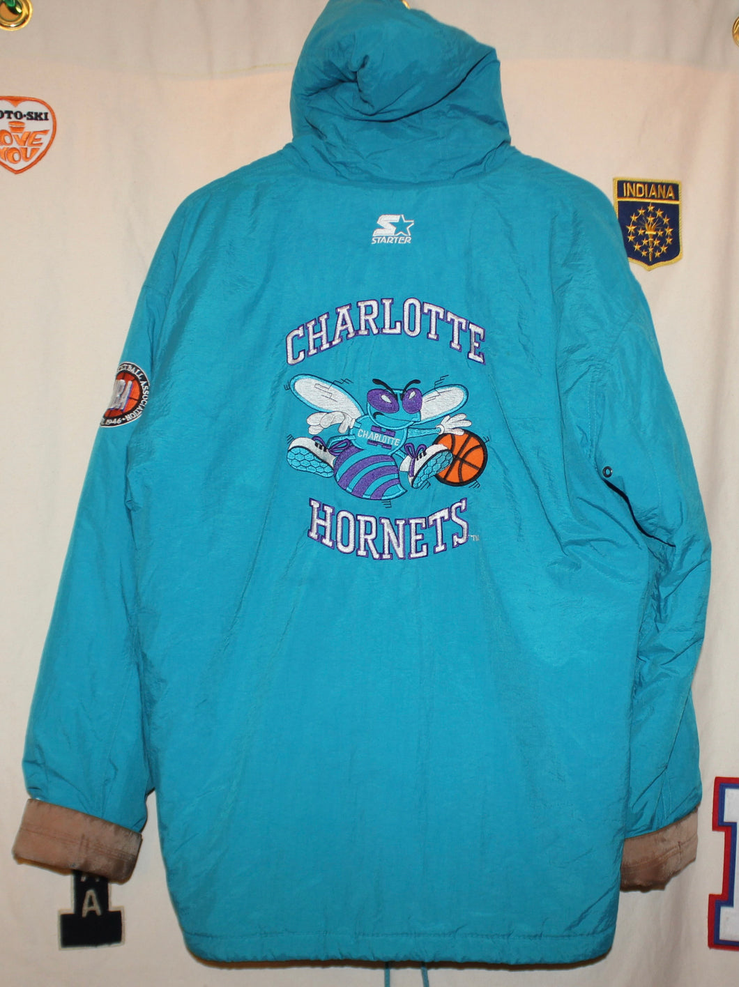 Charlotte Hornets Starter Jacket: S