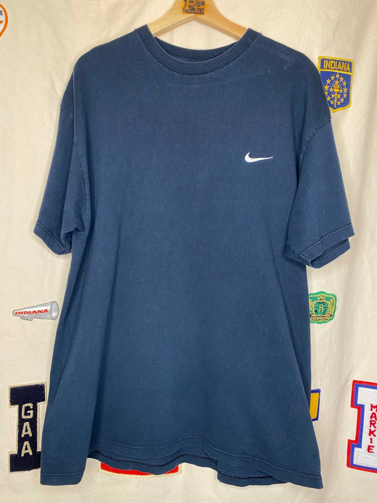 90's Nike Embroidered T-Shirt: L