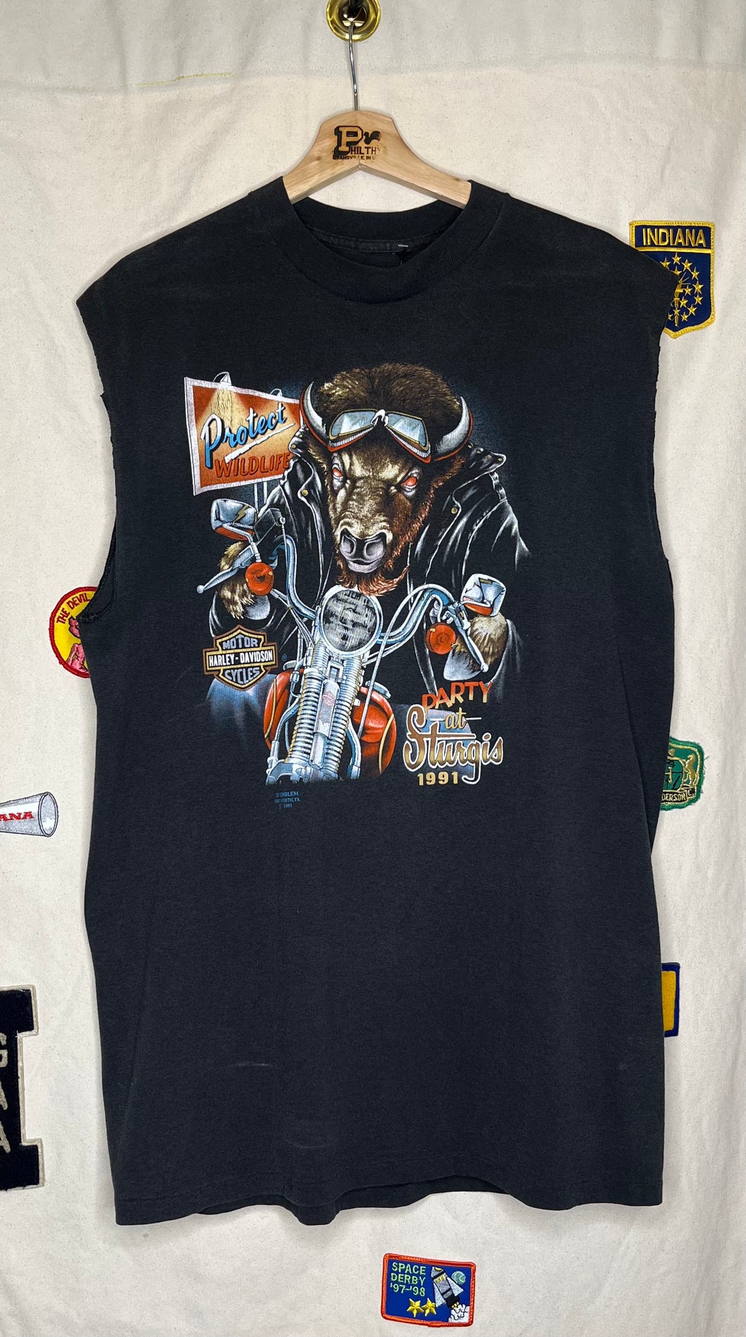 1991 Sturgis Harley-Davidson 3D Emblem Cutoff T-Shirt: XL