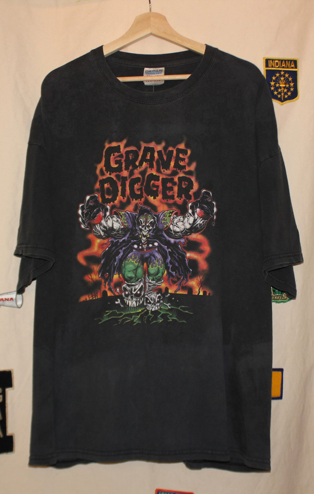 Grave Digger Monster Truck T-Shirt: XXXL