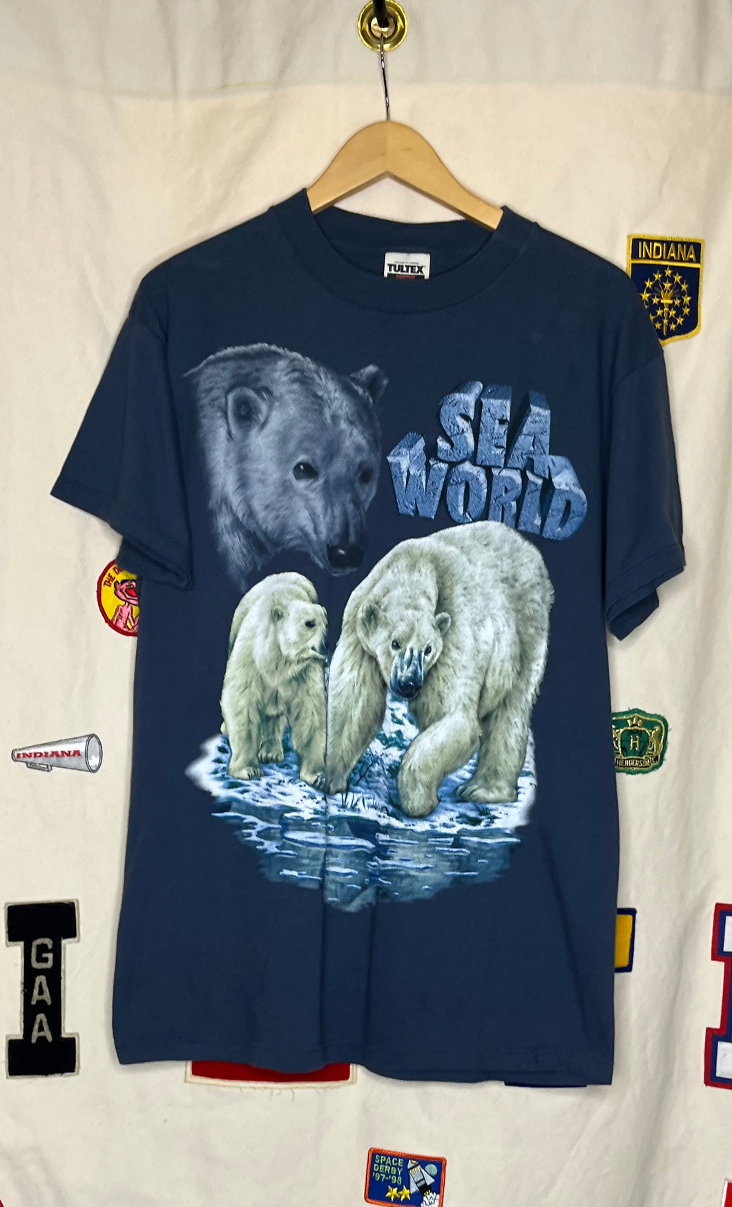 Sea World Polar Bear T-Shirt: L