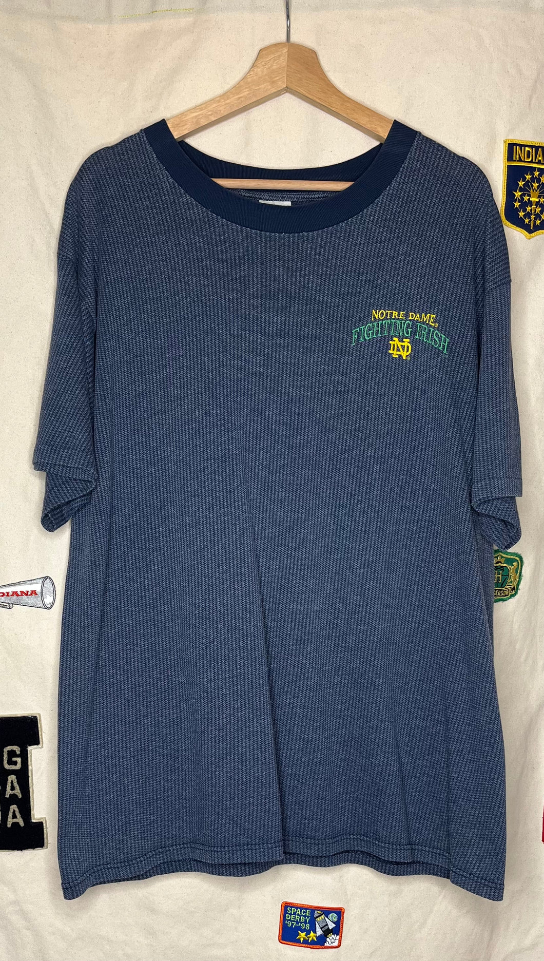 Notre Dame Fighting Irish Embroidered T-Shirt: XL