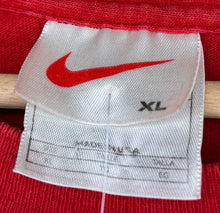 Load image into Gallery viewer, 90&#39;s Nike Basketball Red T-Shirt: XL
