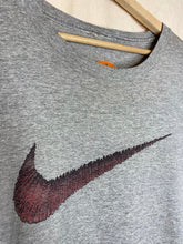 Load image into Gallery viewer, 90&#39;s Nike Big Swoosh Grey T-Shirt: XXL
