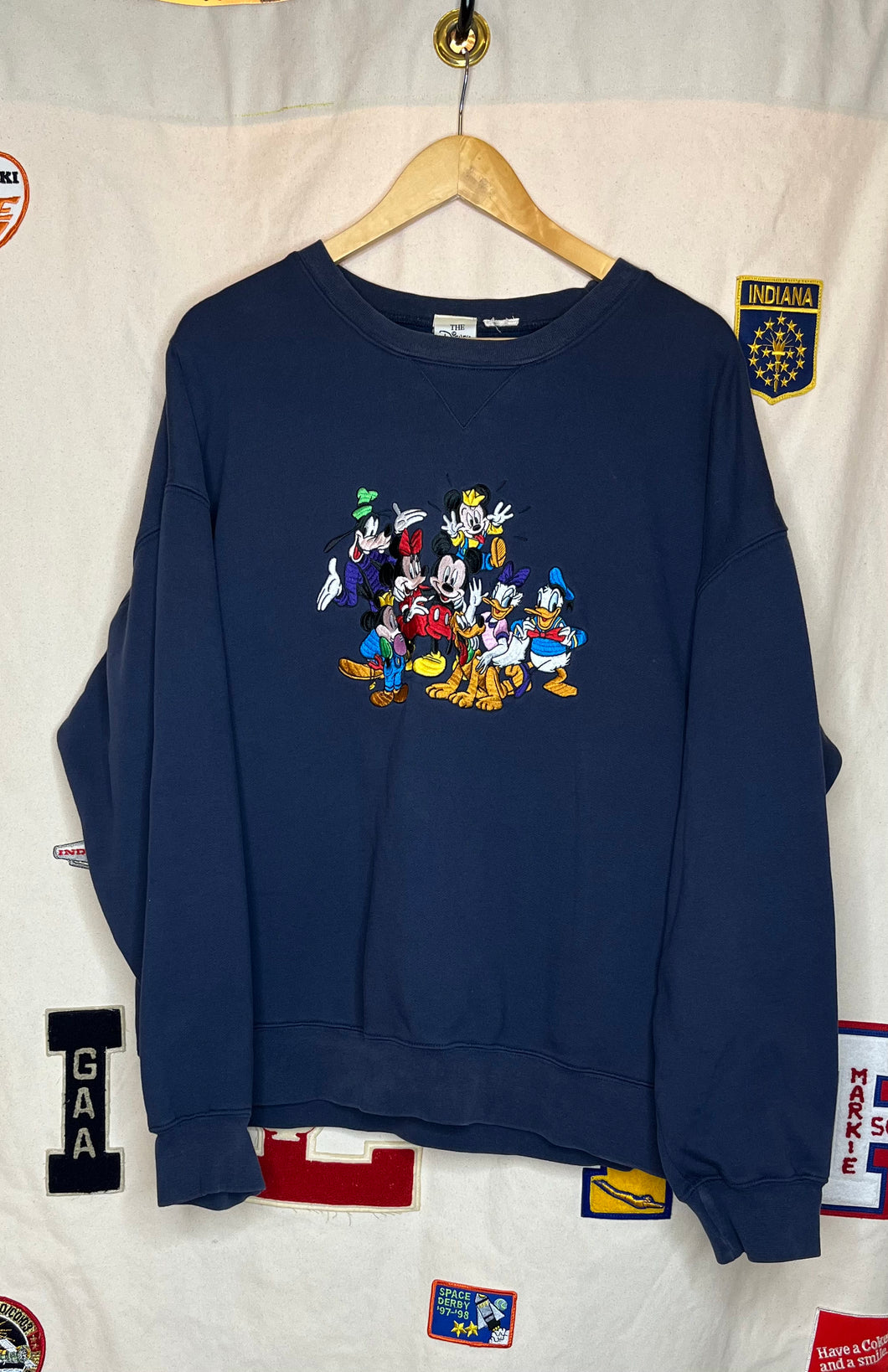 Vintage Disney Mickey Mouse Embroidered Crewneck: XL