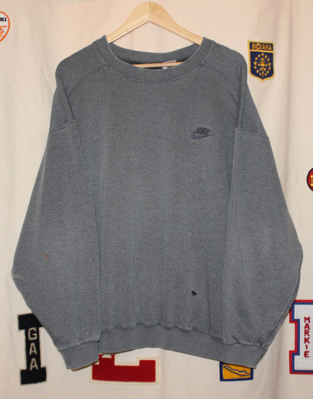 Distressed 90s Nike Crewneck: XL