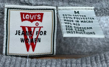 Load image into Gallery viewer, Levi&#39;s Jeans Embroidered Crewneck: M
