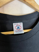 Load image into Gallery viewer, Vintage Harley Davidson Flames Logo Black T-Shirt: Large
