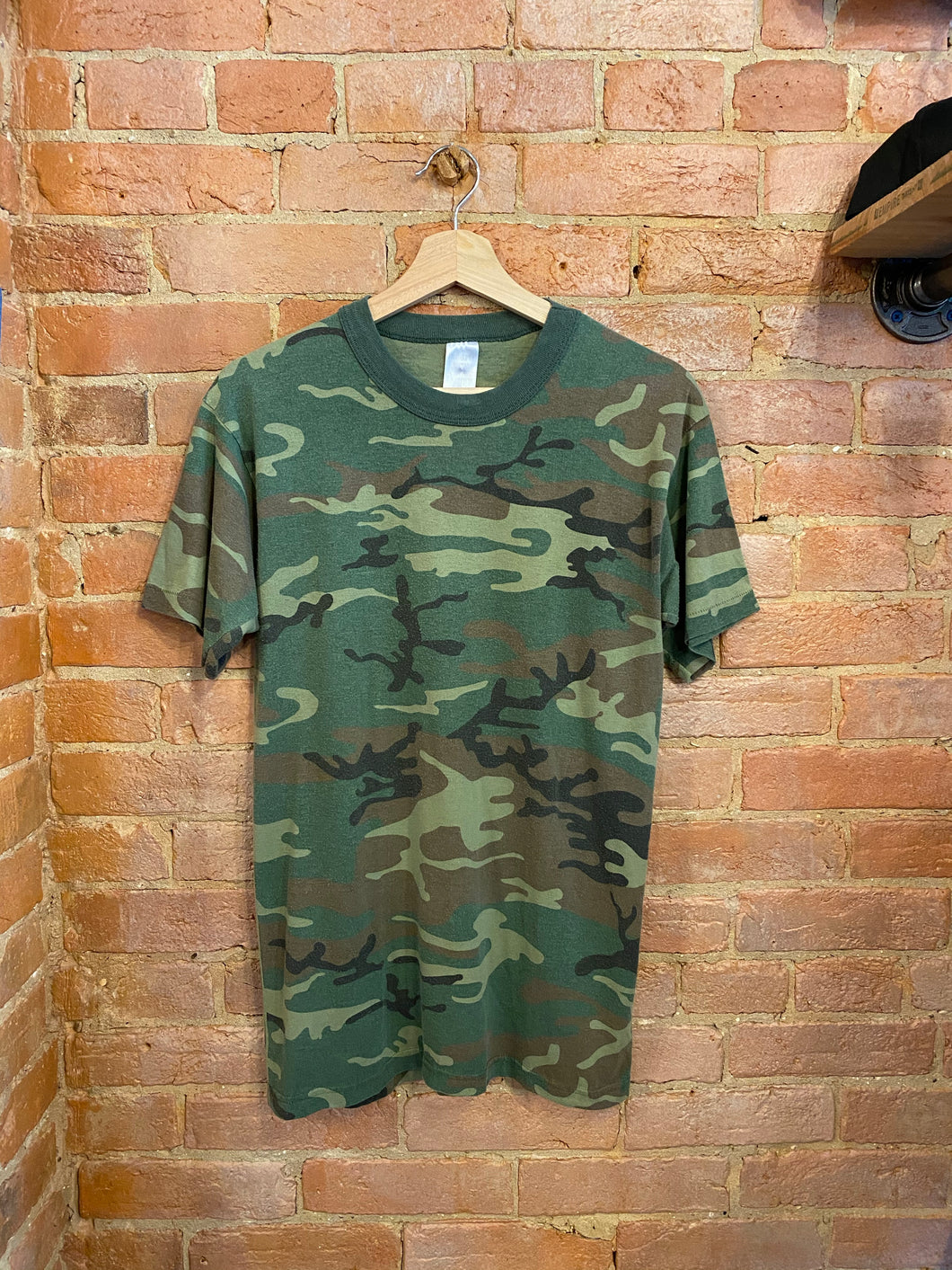 Vintage Camo T-Shirt: M