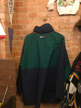 Load image into Gallery viewer, Tommy Hilfiger Windbreaker: M
