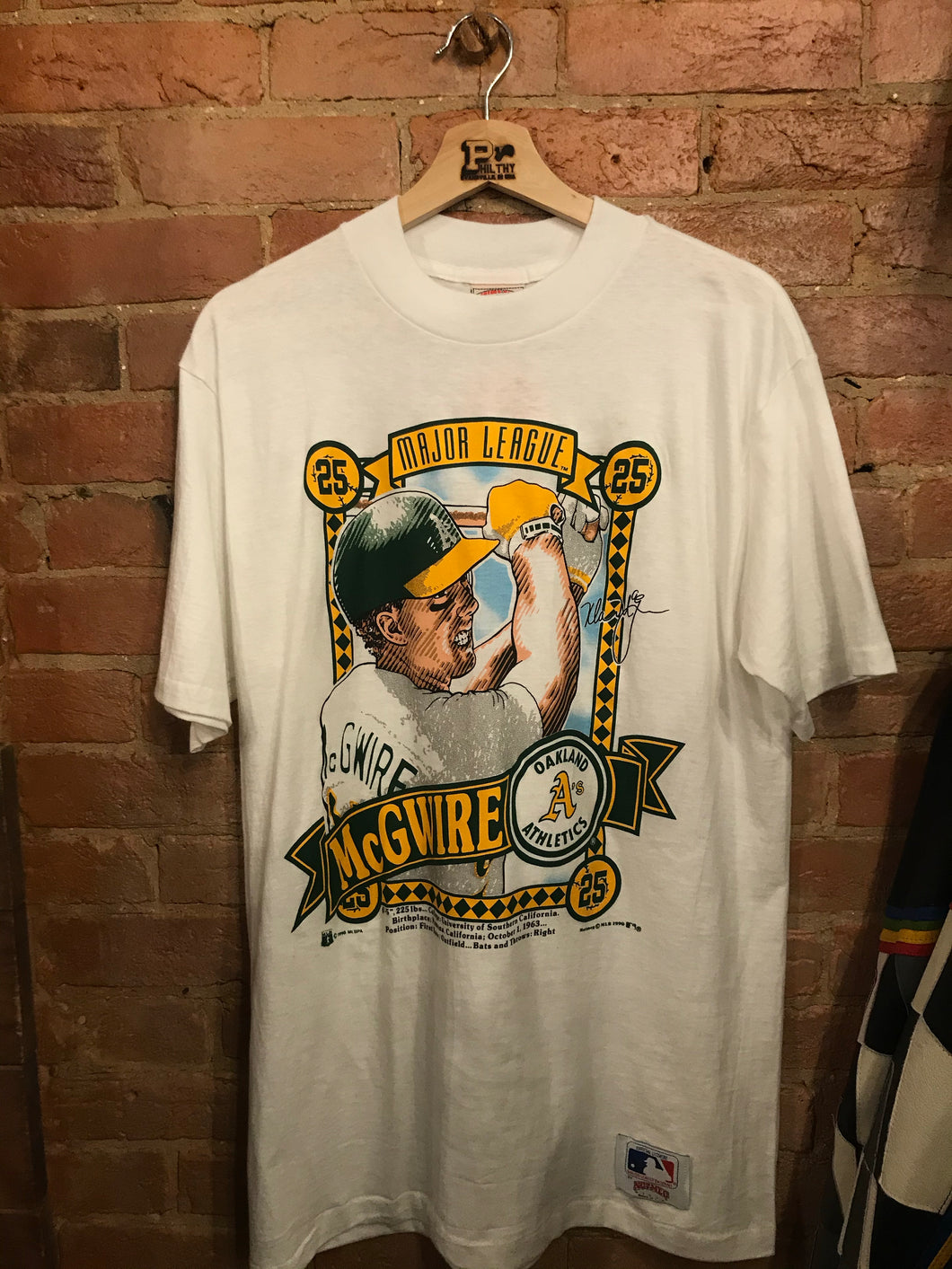 1990 Mark McGwire Oakland A’s T-Shirt: L