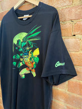 Load image into Gallery viewer, Batman &amp; Robin T-Shirt: L
