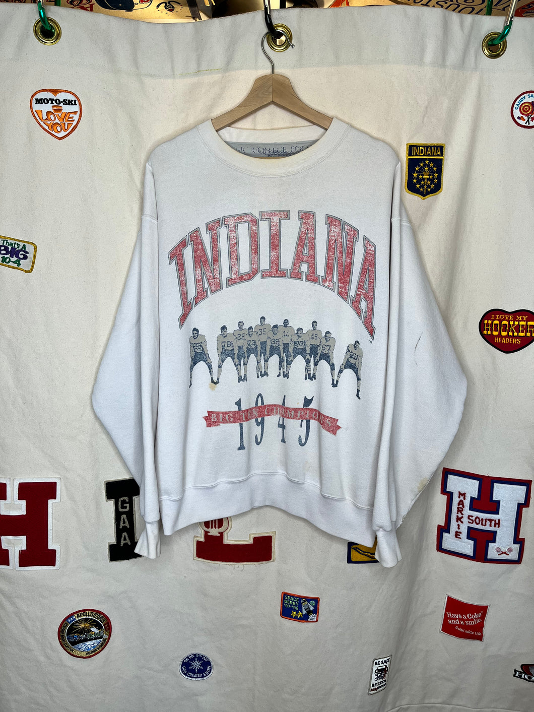 Vintage Indiana Hoosiers Football Crewneck Sweatshirt: XL