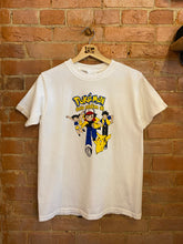 Load image into Gallery viewer, Pokémon Gotta Catch’em All T-Shirt: XS/S
