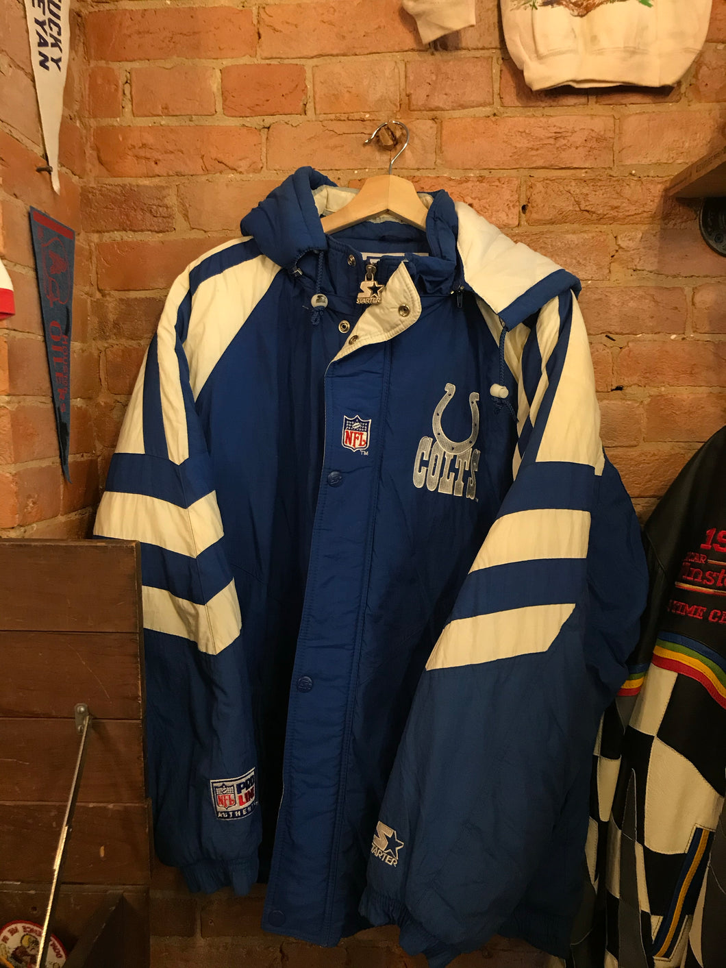 Indianapolis Colts Starter Puffer Jacket: XL