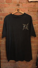 Load image into Gallery viewer, Metallica Barbed Wire T-shirt: XL
