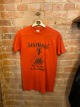 Load image into Gallery viewer, University Of Louisville You Can Bet On The Cards T-shirt: Medium
