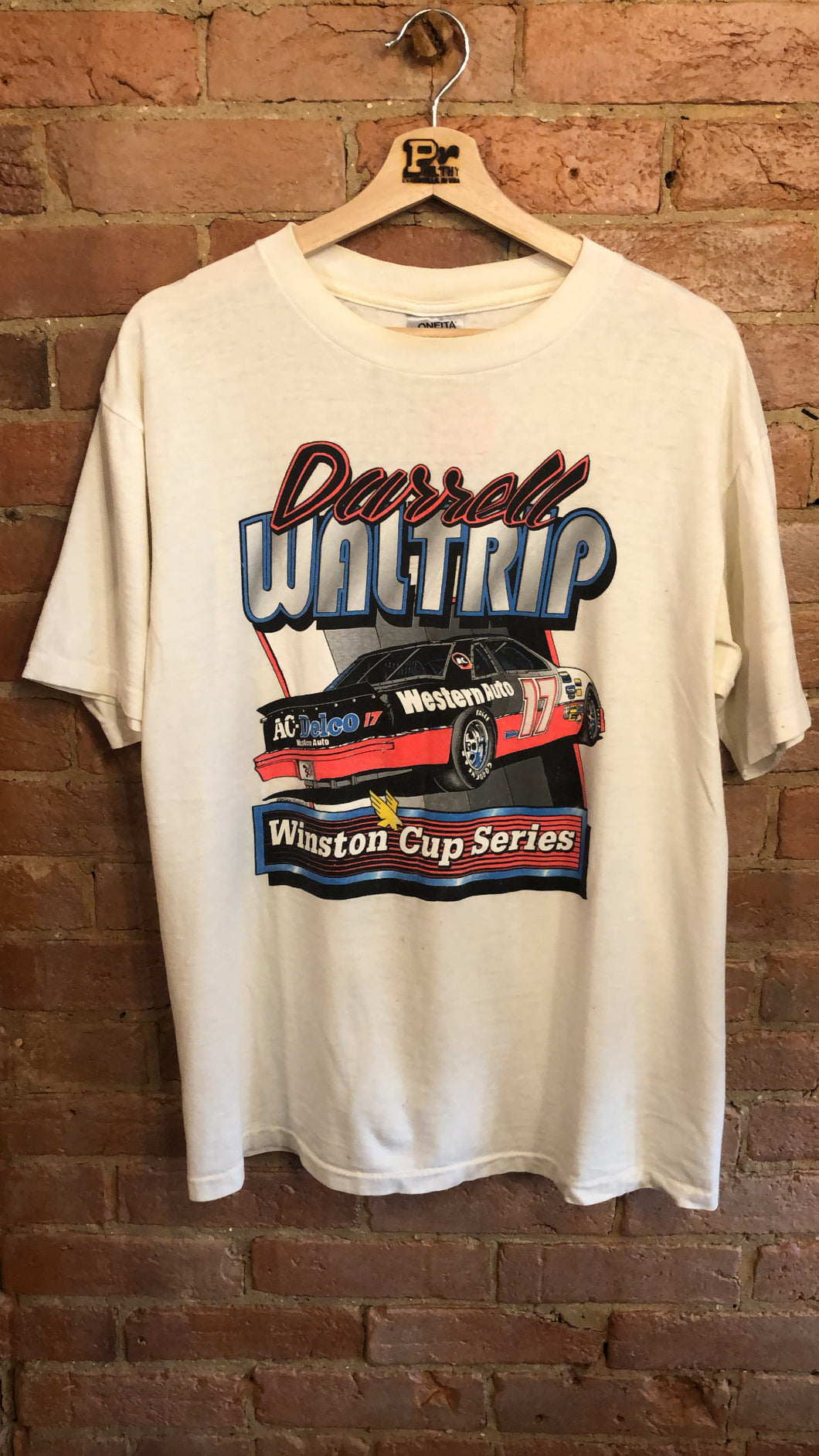 Vintage Darrel Waltrip Winston Cup NASCAR Racing White T-Shirt: XL