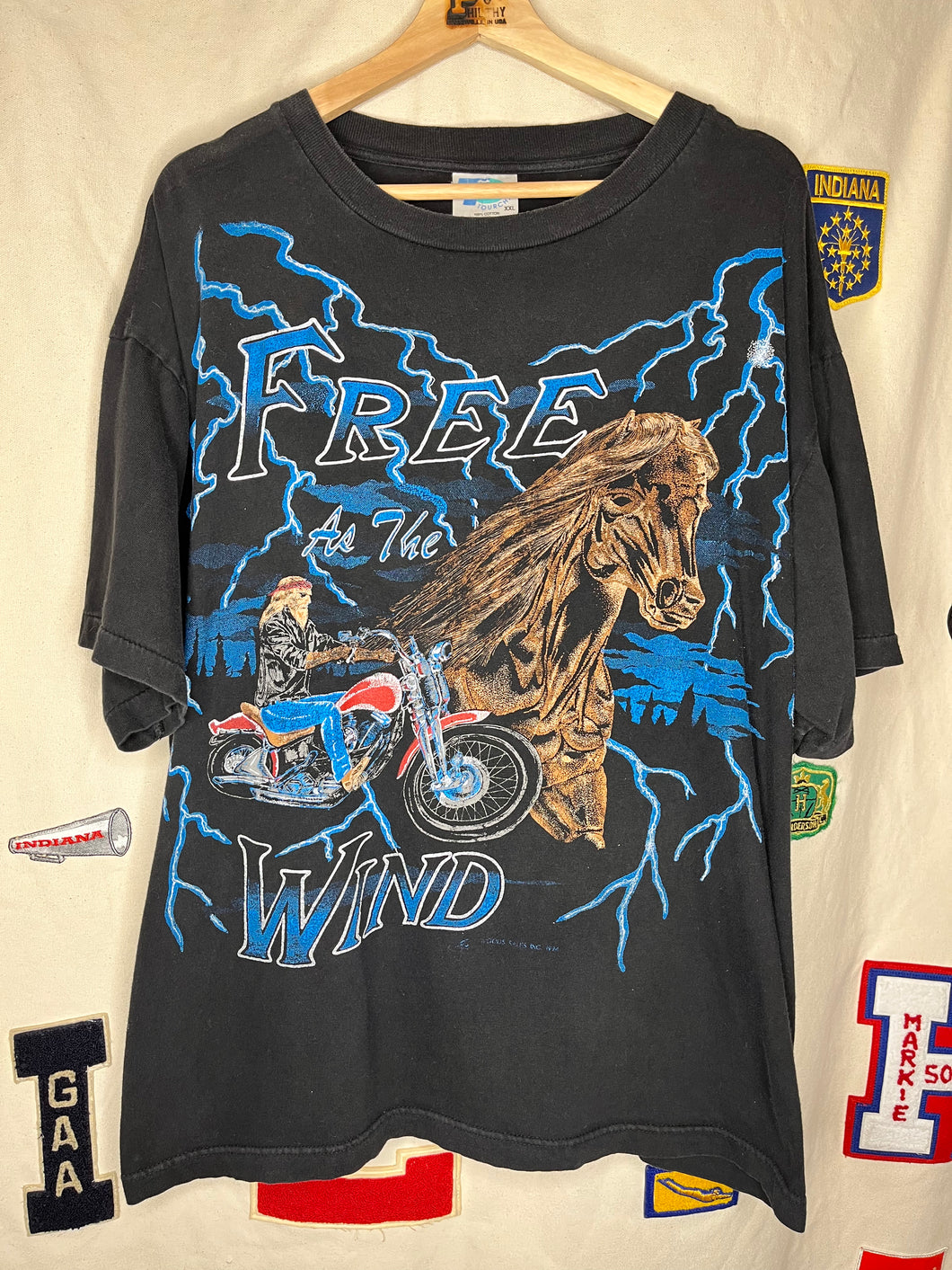 Vintage Free As The Wind Lightning Motorcycle T-Shirt: XXL