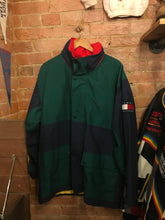 Load image into Gallery viewer, Tommy Hilfiger Windbreaker: M
