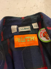 Load image into Gallery viewer, Blue/Red L.L. Bean Philthy Flannel
